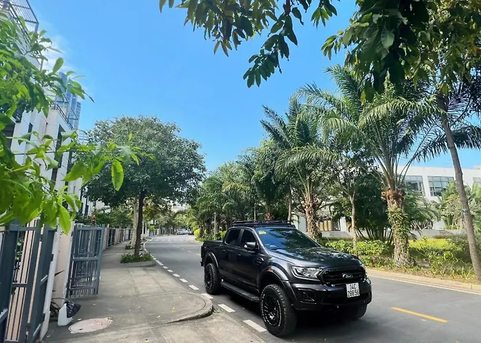 Chuoi 5 Phong Ngu Royal Lotus Hạ Long